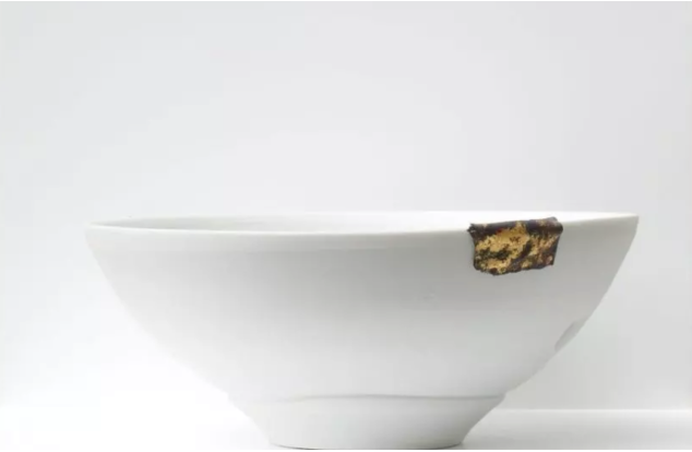 Art piece: Edmund de Waal, give me the splendid, silent sun, II.